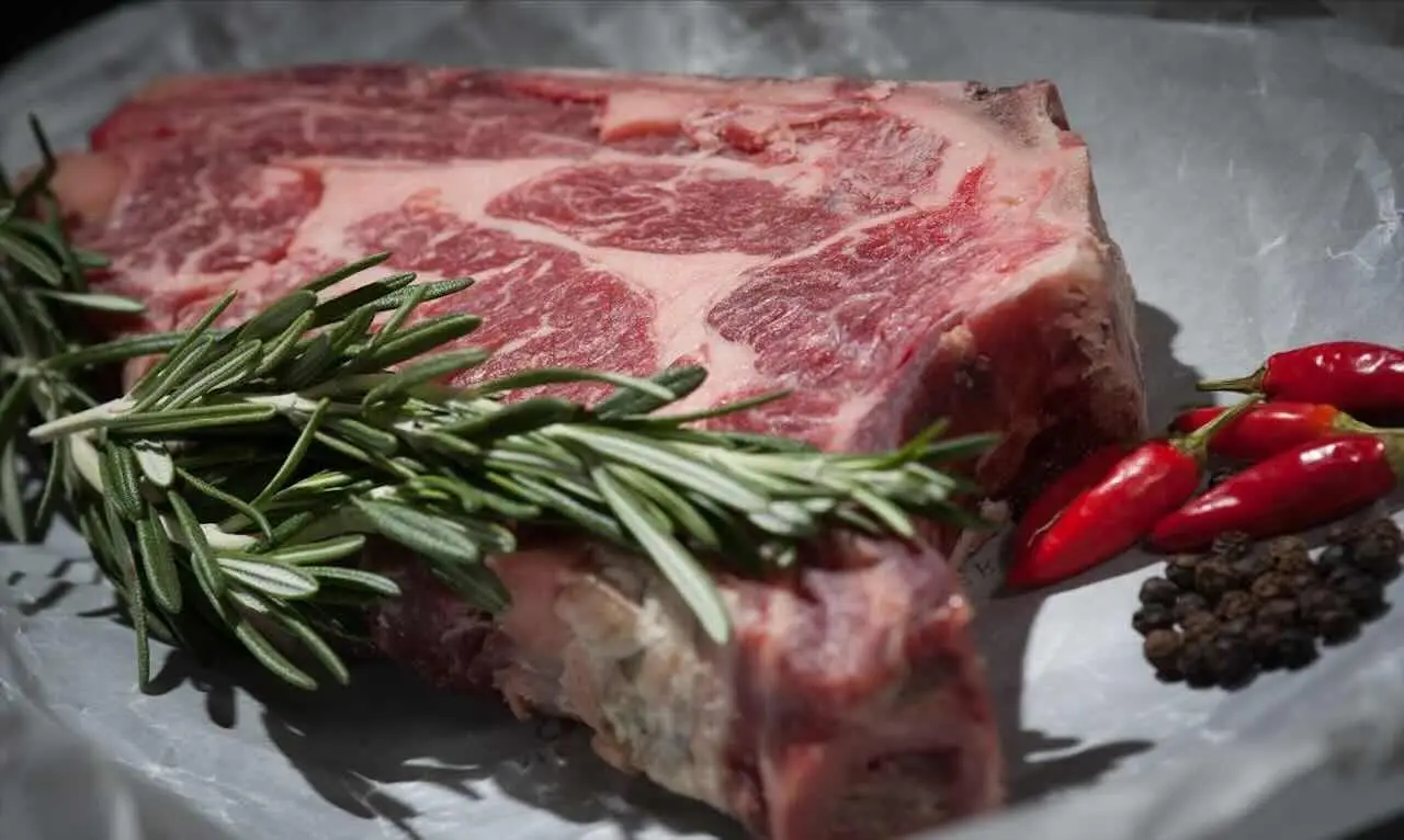 Scopri quali sono i tagli di carne più magri consigliati dai nutrizionisti italiani Scopri quali sono i tagli di carne più magri consigliati dai nutrizionisti italiani